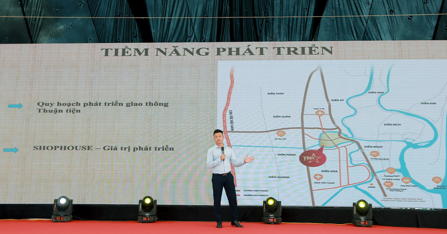 Ông Phan Cao Cường – Giám đốc Quản lý Kinh doanh Công ty TNR Holdings Việt Nam phát biểu tại dự án Ông Phan Cao Cường – Giám đốc Quản lý Kinh doanh Công ty TNR Holdings Việt Nam phát biểu tại dự án