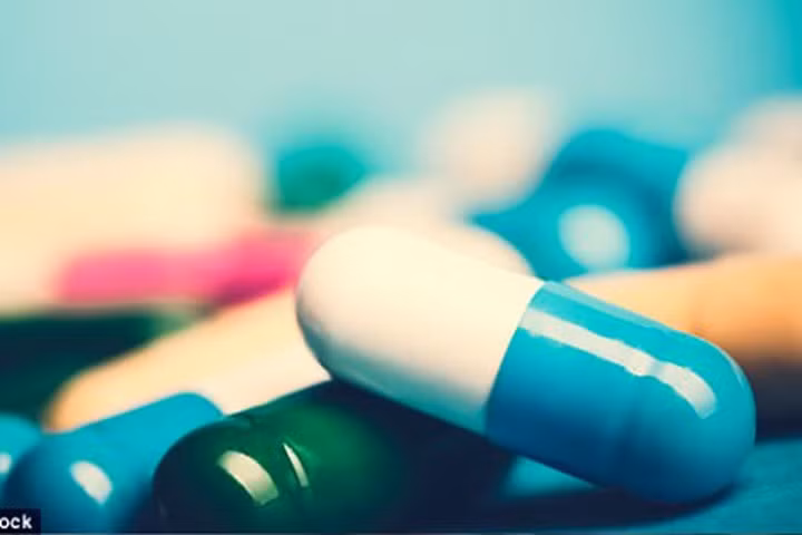 Dùng thuốc kháng sinh "vô độ" có thể mắc bệnh ung thư trực tràng