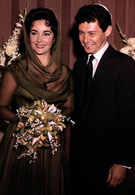 Huyền thoại điện ảnh Elizabeth Taylor và câu chuyện về 8 đời chồng của nàng - Ảnh 4 Huyen thoai dien anh Elizabeth Taylor va cau chuyen ve 8 doi chong cua nang - Anh 4