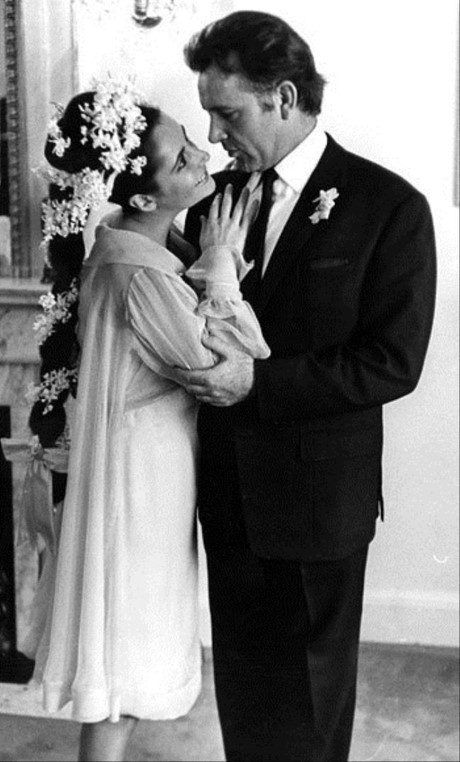 Huyền thoại điện ảnh Elizabeth Taylor và câu chuyện về 8 đời chồng của nàng - Ảnh 5 Huyen thoai dien anh Elizabeth Taylor va cau chuyen ve 8 doi chong cua nang - Anh 5