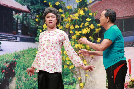 Ơn giời tập cuối: Trấn Thành bị đánh, Hoài Linh gục khóc bên khách mời On gioi tap cuoi: Tran Thanh bi danh, Hoai Linh guc khoc ben khach moi