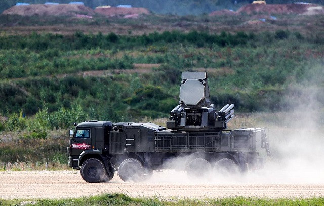Hệ thống tên lửa đất đối không Pantsir-S1