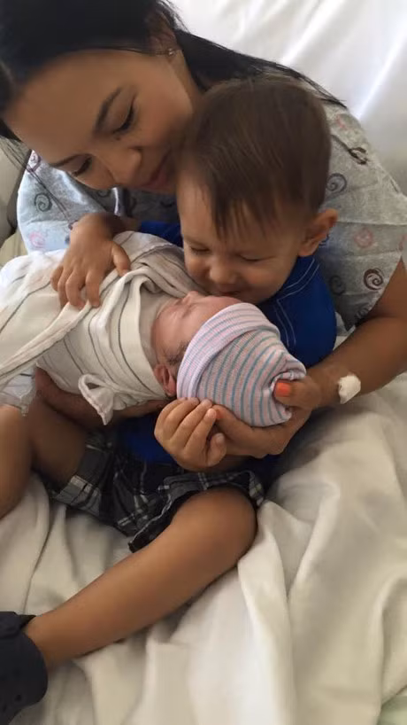 Nguong mo gia dinh hanh phuc, vo dep con xinh cua Nick Vujicic - Anh 23