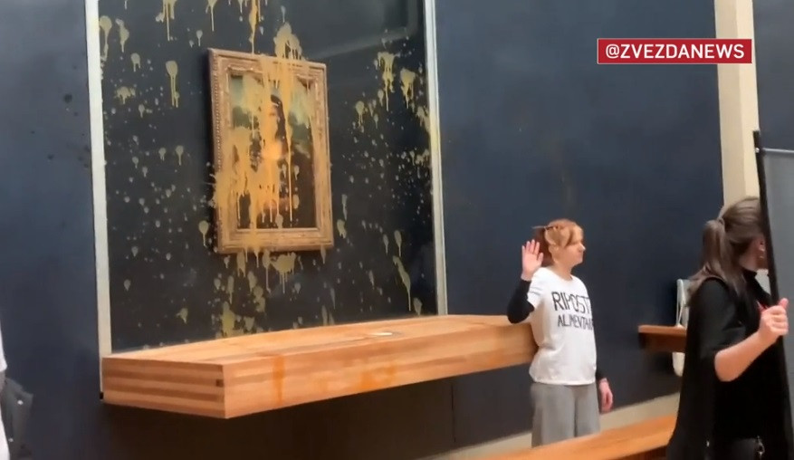 Bức tranh Nàng Mona Lisa bị ném súp.