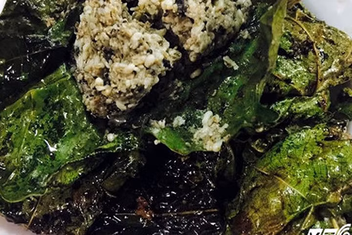 Đặc sản ăn Tết độc lạ: Trứng kiến giá nửa triệu/kg vẫn đắt khách