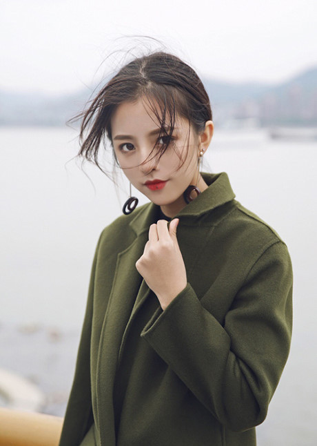 Hot girl Trung Quốc được mệnh danh là Hoa khôi hàng không vì quá xinh đẹp - Ảnh 7 Hot girl Trung Quoc duoc menh danh la Hoa khoi hang khong vi qua xinh dep - Anh 7