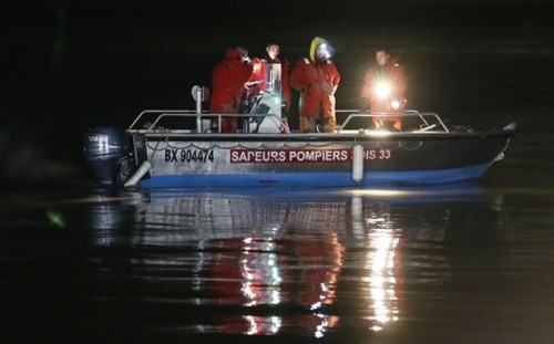 Cảnh sát tích cực tìm kiếm Kok và Gregoire nhưng chưa có manh mối