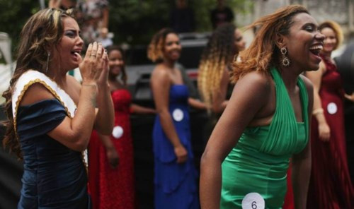 Siêu trộm đăng quang “Hoa khôi tội phạm” trong nhà tù Brazil ảnh 6 Siêu trộm đăng quang “Hoa khôi tội phạm” trong nhà tù Brazil - ảnh 5