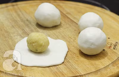 Lam banh ran luc lac nong hoi - mon banh dang 