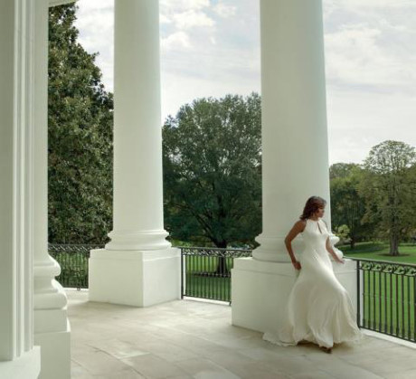Ngắm bà Michelle Obama cực kỳ quyến rũ trên tạp chí Ngam ba Michelle Obama cuc ky quyen ru tren tap chi