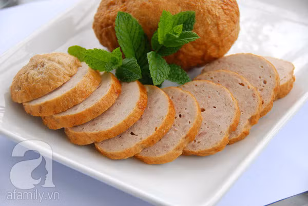 Đây là cách làm chả lụa không dùng hàn the mà vẫn giòn ngon tuyệt đối!