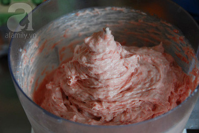 Đây là cách làm chả lụa không dùng hàn the mà vẫn giòn ngon tuyệt đối! ảnh 9 Đây là cách làm chả lụa không dùng hàn the mà vẫn giòn ngon tuyệt đối! ảnh 9