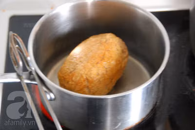 Đây là cách làm chả lụa không dùng hàn the mà vẫn giòn ngon tuyệt đối! ảnh 16