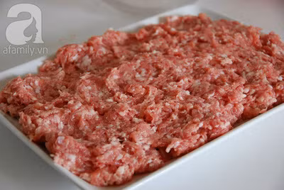 Đây là cách làm chả lụa không dùng hàn the mà vẫn giòn ngon tuyệt đối! ảnh 7