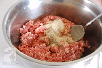 Đây là cách làm chả lụa không dùng hàn the mà vẫn giòn ngon tuyệt đối! ảnh 6