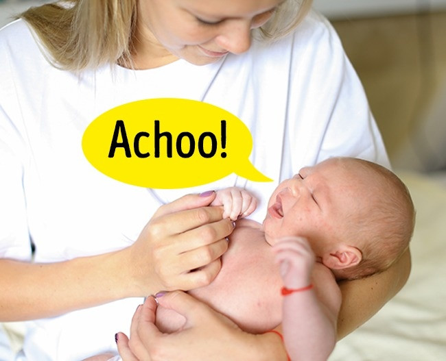 Nếu cần thiết, bé sẽ hắt xì liên tục. Hốc mũi của trẻ sơ sinh hẹp hơn nhiều so với người lớn. Do đó, chúng cần được làm sạch thường xuyên. Vì trẻ sơ sinh không có khả năng xì mũi nên bé phải dùng phản xạ không điều kiện. Do vậy, trẻ sơ sinh có thể hắt xì không ngừng cho tới khi mũi hết bị kích ứng. Nếu cần thiết, bé sẽ hắt xì liên tục. Hốc mũi của trẻ sơ sinh hẹp hơn nhiều so với người lớn. Do đó, chúng cần được làm sạch thường xuyên. Vì trẻ sơ sinh không có khả năng xì mũi nên bé phải dùng phản xạ không điều kiện. Do vậy, trẻ sơ sinh có thể hắt xì không ngừng cho tới khi mũi hết bị kích ứng.