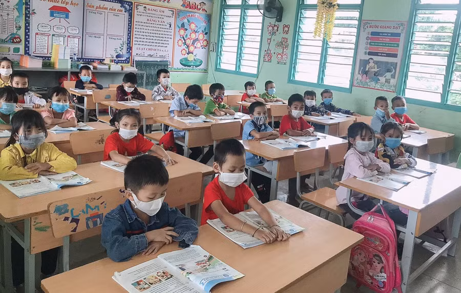 Cùng với việc kêu gọi, phát động phong trào "Máy tính cho em", Điện Biên thực hiện phân loại theo thứ tự ưu tiên để hỗ trợ.