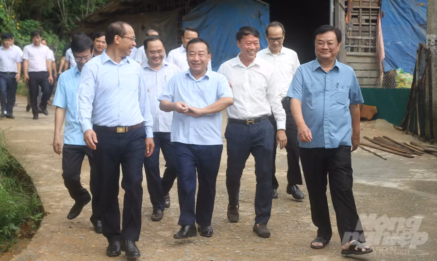 Bám sát các chủ trương, định hướng của Đảng và Nhà nước để kịp thời thông tin, tuyên truyền là nhiệm vụ trọng tâm của báo chí cách mạng Việt Nam. Ảnh: Việt Khánh.