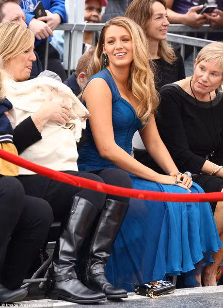 Cap doi trai tai gai sac nhat Hollywood lan dau khoe 