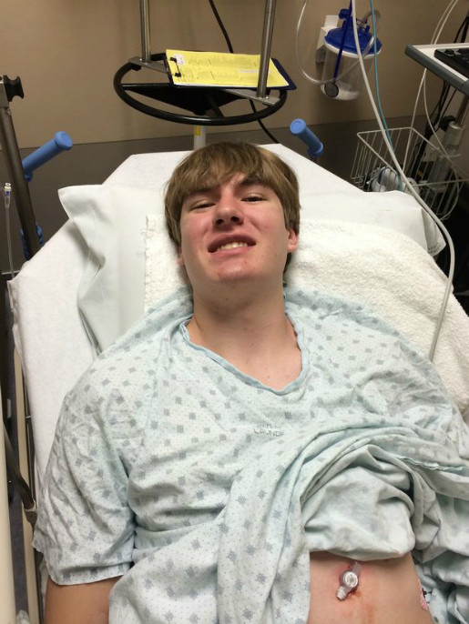 Cái chết sẽ đến nếu chàng trai ăn thực phẩm cứng