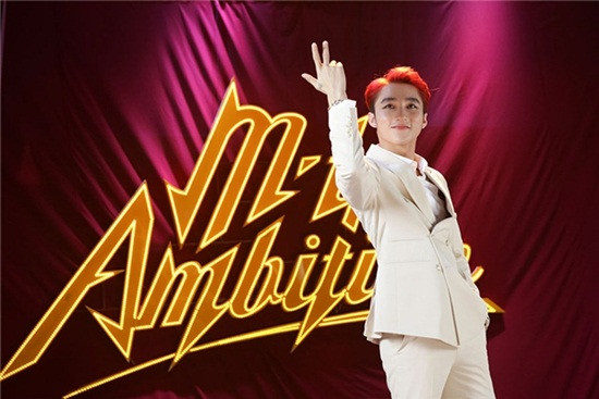 “Đứng hình” trước vẻ đẹp nam thần của Sơn Tùng M-TP ảnh 2 “Đứng hình” trước vẻ đẹp nam thần của Sơn Tùng M-TP ảnh 2