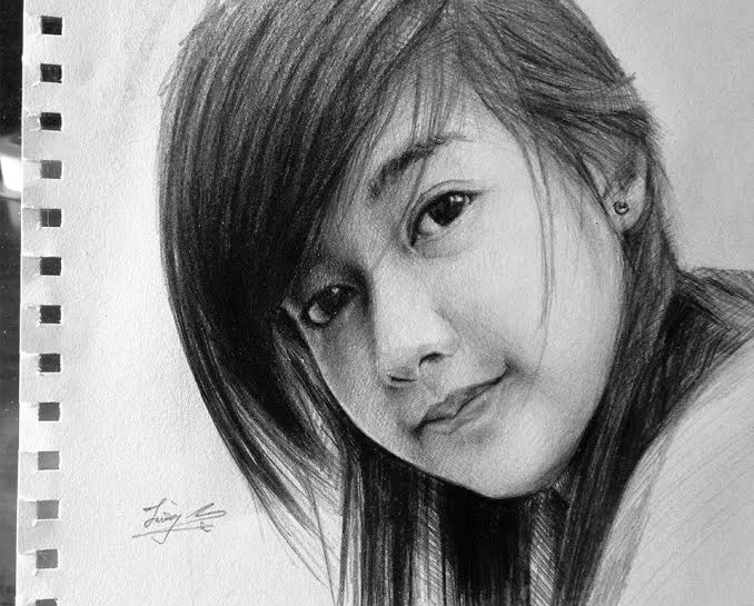 Một trong những bức chân dung bằng than chì khi Minh mới bắt đầu đến với hội họa.