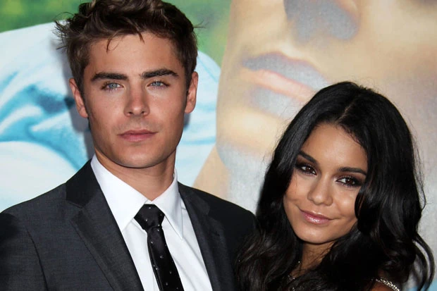 Zac Efron chia tay bạn gái sau tin đồn bị phản bội