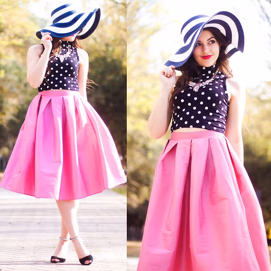 Mặc đẹp với màu hồng lãng mạn trong mùa hè