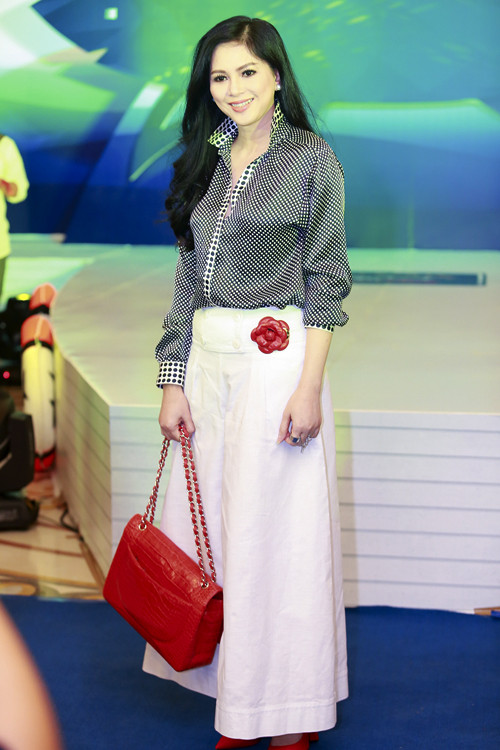 5 nghệ sĩ trùng tên của showbiz Việt ảnh 1 1_1433899319.jpg