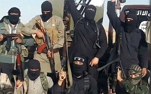 Sao IS vẫn điên cuồng tấn công Syria bất chấp Nga?