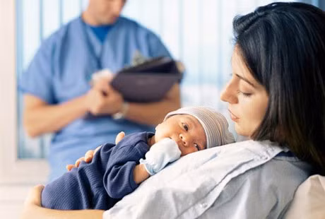 Sinh mo: Noi so hai lon nhat cua cac ba bau khi sinh mo la gi? - Anh 3