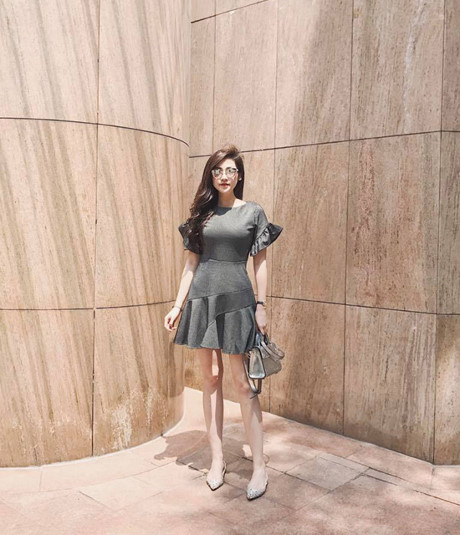 Thật kì lạ, sao Việt càng mặc kín đáo càng đẹp hút hồn! - Ảnh 3 That ki la, sao Viet cang mac kin dao cang dep hut hon! - Anh 3