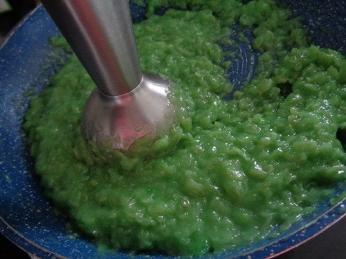 Bánh Trung thu dẻo nhân cốm đầy hấp dẫn - 3