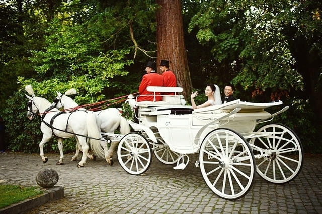 Đám cưới lung linh tại châu Âu của mỹ nhân Đám cưới mang đậm phong cách châu Âu