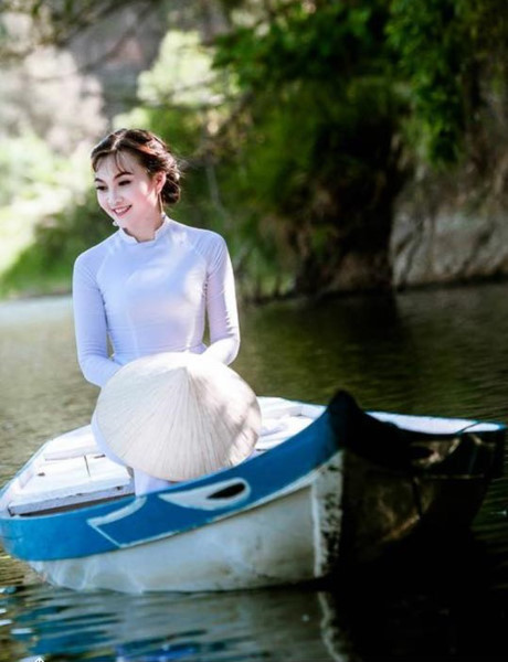 Thời gian cũng phải giật mình trước nhan sắc trẻ trung của bà mẹ 2 con U40 mà nhìn như 16 tuổi - Ảnh 8 Thoi gian cung phai giat minh truoc nhan sac tre trung cua ba me 2 con U40 ma nhin nhu 16 tuoi - Anh 8