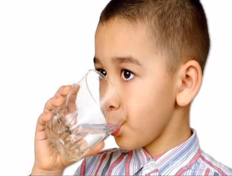 Het benh da day, cao huyet ap va tieu duong chi bang 1 loai nuoc it ai ngo - Anh 2