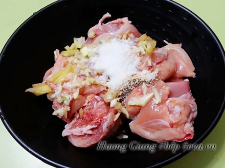 Gà kho sả gừng ngon bao nhiêu cơm cũng hết - Ảnh 2 Ga kho sa gung ngon bao nhieu com cung het - Anh 2