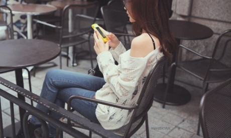 10 cách nhắn tin của con gái làm con trai... muốn điên - Ảnh 1 10 cach nhan tin cua con gai lam con trai... muon dien - Anh 1