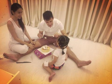Thủy Tiên - Công Vinh có sớm làm điều này như Hà Tăng, Thu Minh? - Ảnh 3 Thuy Tien - Cong Vinh co som lam dieu nay nhu Ha Tang, Thu Minh? - Anh 3