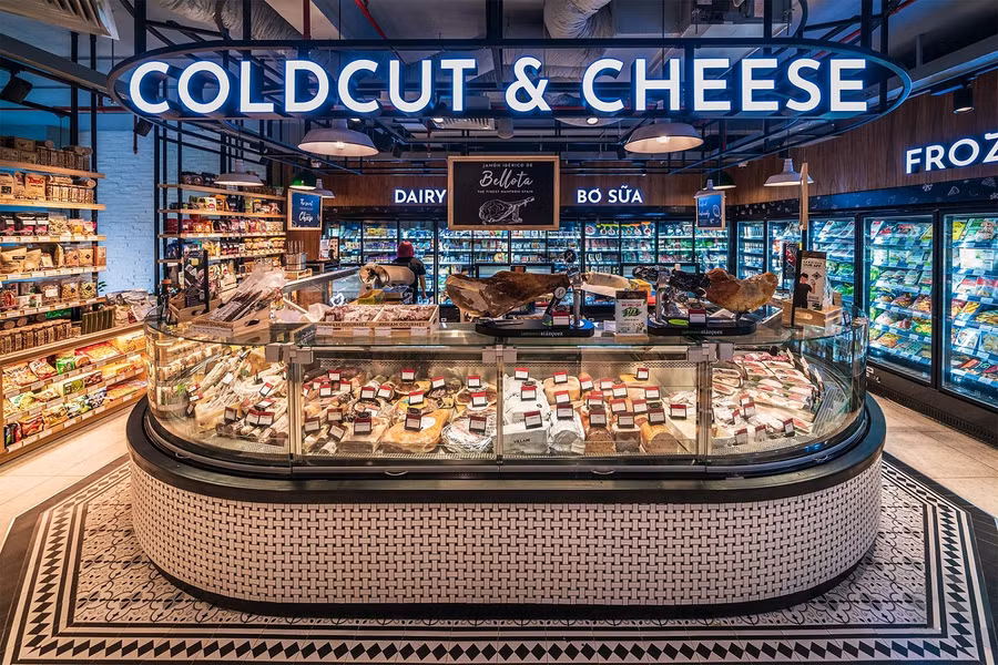 Annam Gourmet mang đến các sản phẩm nhập khẩu cao cấp với khu vực lounge rượu vang và thưởng thức đồ Âu tinh tế đầu tiên tại Hà Nội