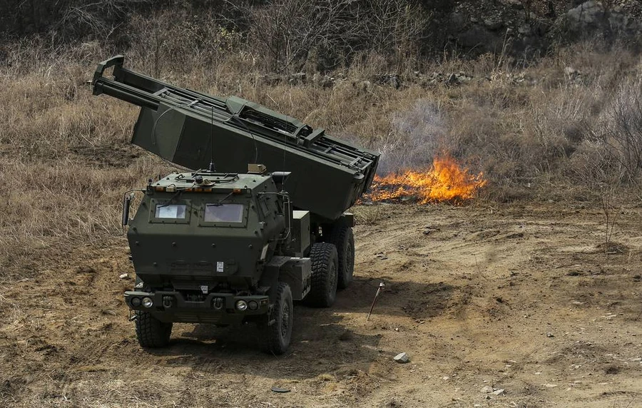 Hệ thống pháo phản lực phóng loạt HIMARS