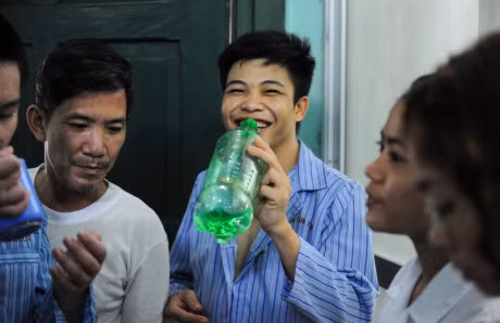 Chua benh tam than bang cach tap gym, yoga - Anh 3