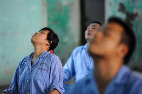 Chua benh tam than bang cach tap gym, yoga - Anh 8