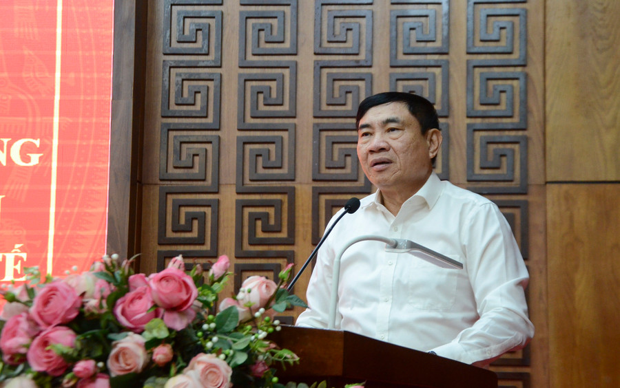 Ông Trần Quốc Cường, Bí thư Tỉnh ủy Điện Biên phát biểu tại hội nghị. Ông Trần Quốc Cường, Bí thư Tỉnh ủy Điện Biên phát biểu tại hội nghị.