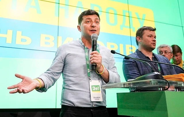 Đảng chính trị “Đầy tớ của nhân dân” do TT Ukraine Zelensky đứng đầu đã giành được số phiếu kỷ lục