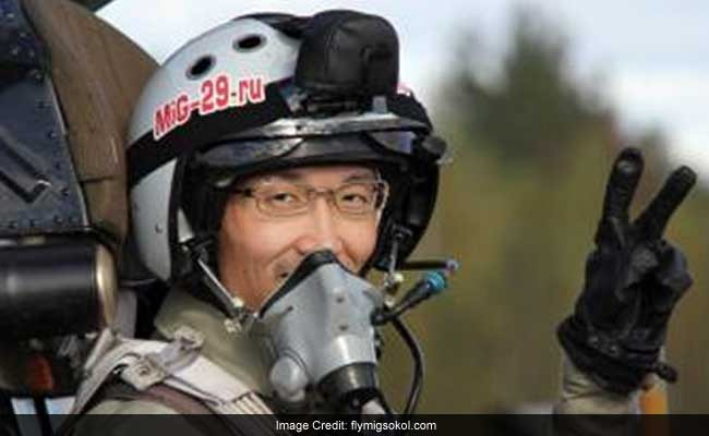 Nga cho khách du lịch bắn AK-47, rong chơi bằng MiG-29 hình ảnh 1 nga cho khach du lich ban ak-47, rong choi bang mig-29 hinh anh 1