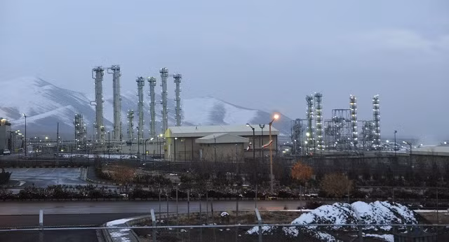 Cơ sở nước nặng hạt nhân của Iran gần Arak