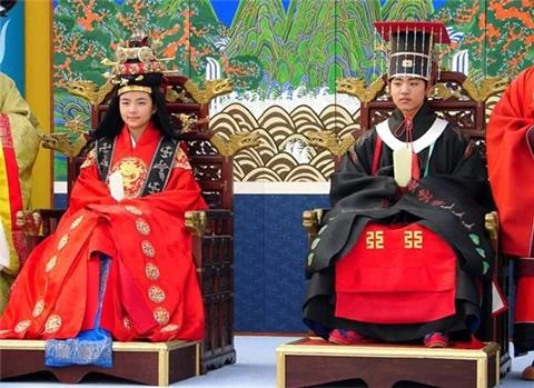 Những nghề "việc nhẹ lương cao" mới xuất hiện