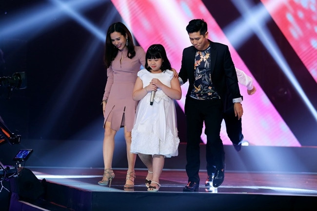 Cindy Trần Linh Nhi 9 tuổi.