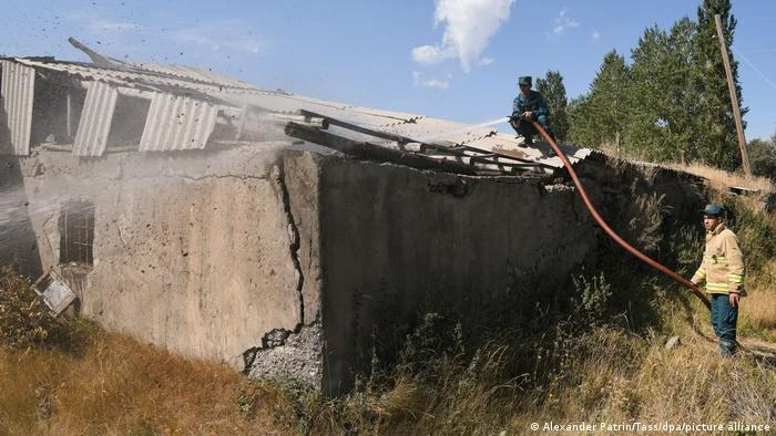 Các ngôi làng dọc biên giới Armenia và Azerbaijan đã bị tấn công trong cuộc giao tranh.